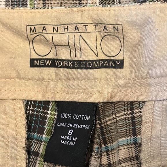 2 pair of plaid Bermuda shorts - Picture 3 of 7